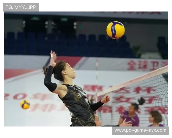 彭啸后防稳定压阵到终场